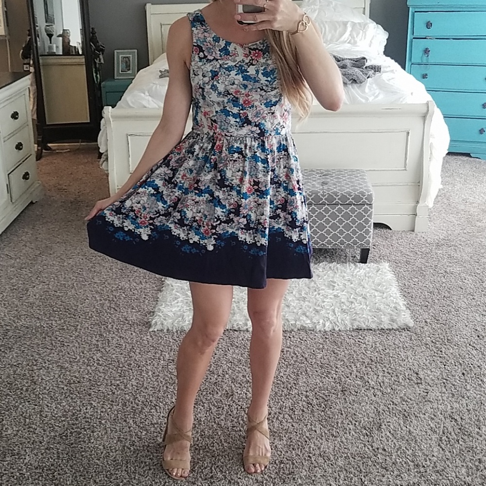 ❤ Lauren Conrad Floral Dress ❤